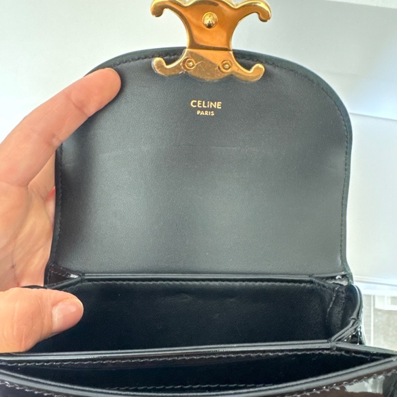 Celine Mini Besace Clea in Patent Calfskin Black - Picture 4 of 9